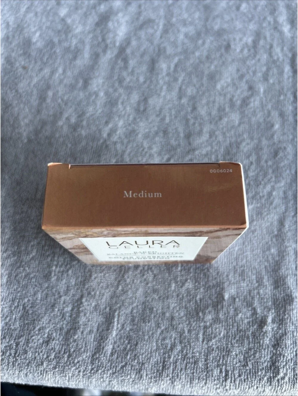 Laura Geller Baked Balance-n-Brighten Color Correcting Foundation 0.16 oz